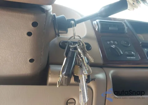 2000 Ford F-350 Lariat/Xl/Xlt z USA, uszkodzony, nr VIN 1FTSW31F0YEB58154